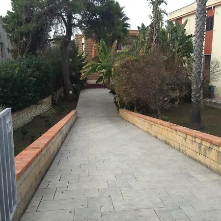 Διαμέρισμα Appartamentino Con Veranda In Fronte Mare