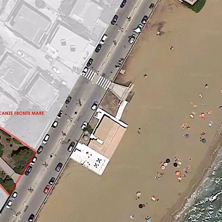 Appartamentino Con Veranda In Fronte Mare *