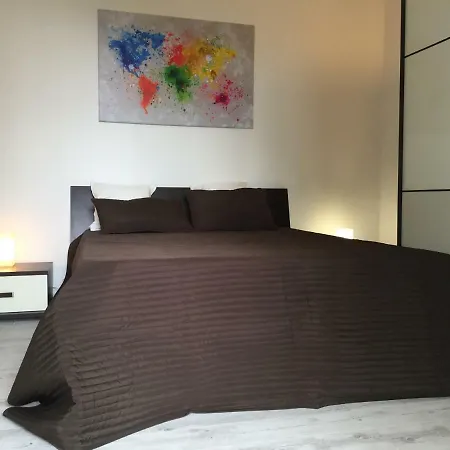 Appartamentino Con Veranda In Fronte Mare *